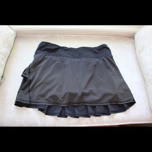 Lululemon set the pace skirt black